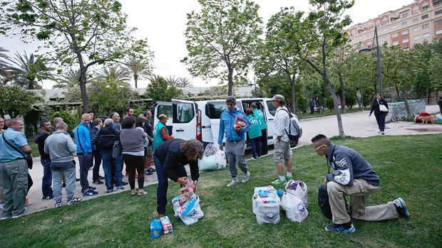 Imagen de uno de los últimos repartos efectuados por el Banco de Alimentos de Valencia