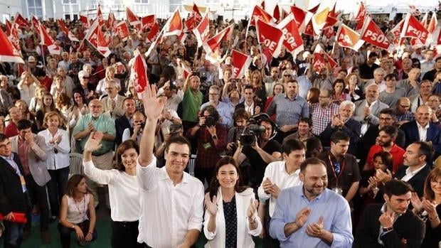 Ana Botella, Pedro Sánchez, Carmen Montón y José Luis Ábalos, con 1.200 simpatizantes