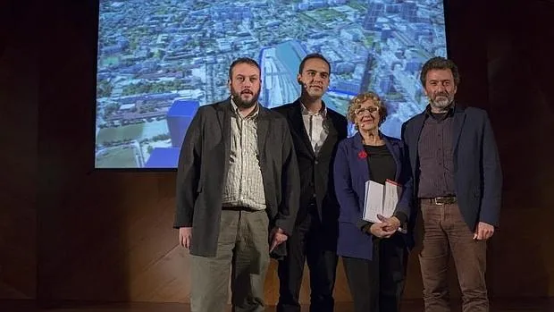 De izquierda a derecha, Zapata, Calvo, Carmena y Valiente, en la presentación de Madrid Puerta Norte