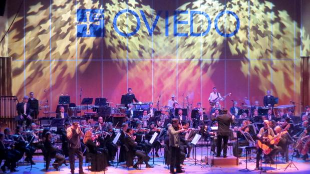 Concierto de Celtas Cortos con la Orquesta Sinfónica del Principado en el que se grabó el disco de aniversario