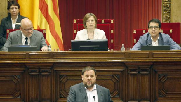 El vicepresidente de la Generalitat, Oriol Junqueras, durante su intervención en el debate en el Parlament de Cataluña de las enmiendas a la ley de Presupuestos