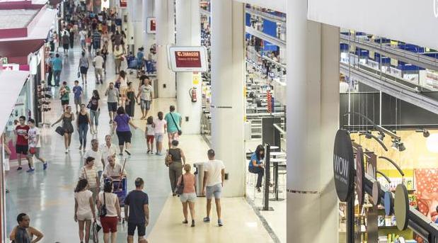 Imagen de archivo de un centro comercial en Valencia