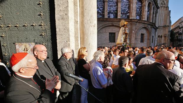 Imagen del cardenal Cañizares tomada durante el acto de deagravio a la Virgen de los Desamparados