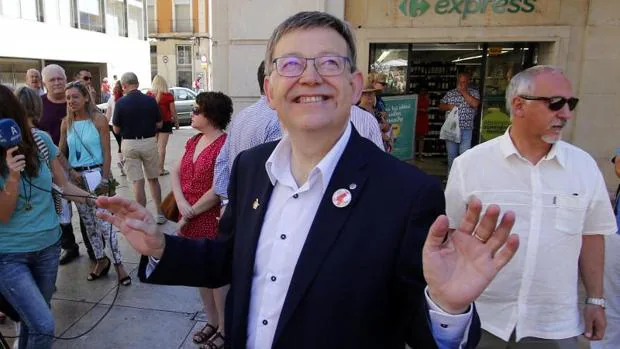 El secretario general del PSOE valenciano, Ximo Puig, este martes en Alicante
