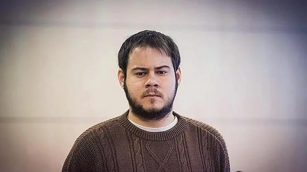 Detenido el rapero Pablo Hasel por agredir a periodistas