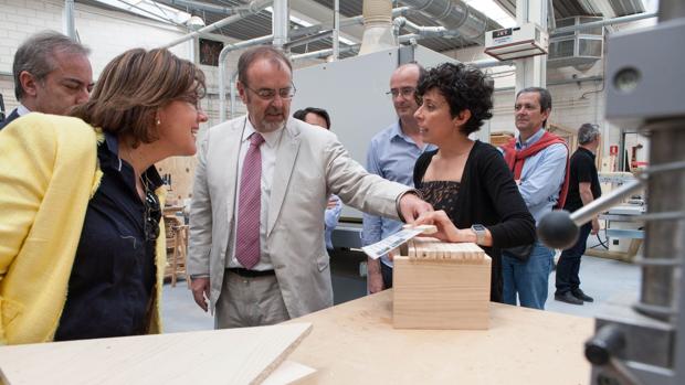 El consejero Fernando Rey, de visita en el Centro Integrado de Formación Profesional Pico Frentes de Soria