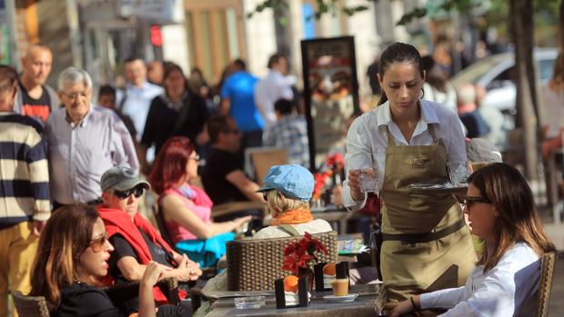 El salario de las mujeres se elevó un 1,5 por ciento