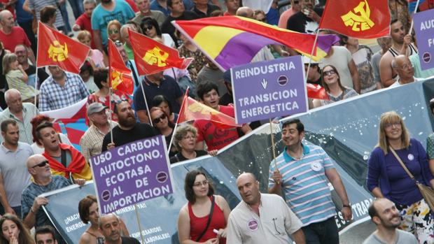 Manifestación 'Por el futuro del Bierzo ', en Ponferrada