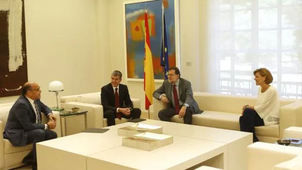 Coalición Canaria ve «fácil» su pacto con Rajoy tras la reunión en La Moncloa