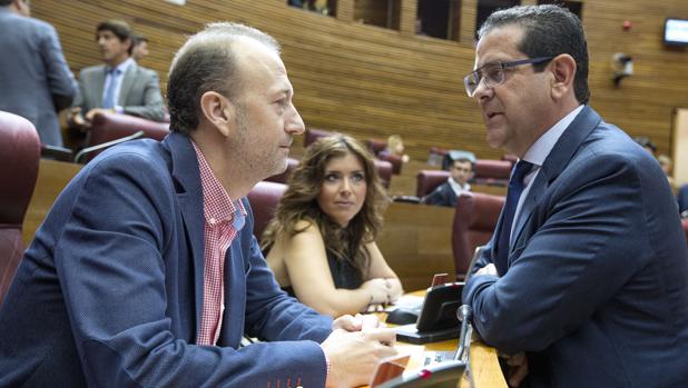 Imagen del portavoz de Ciudadanos, Alexis Marí, junto al diputado del PP Jorge Bellver