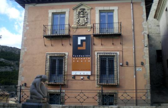 Fachada de la Fundación Antonio Saura