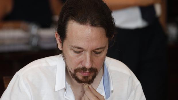 Pablo Iglesias esta mañana durante la presentación de credenciales