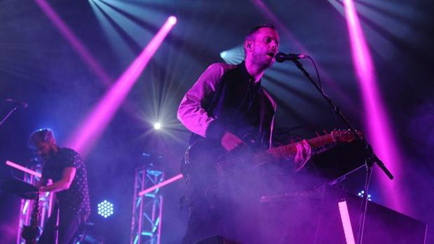 La banda francesa M83 en uno de sus últimos conciertos