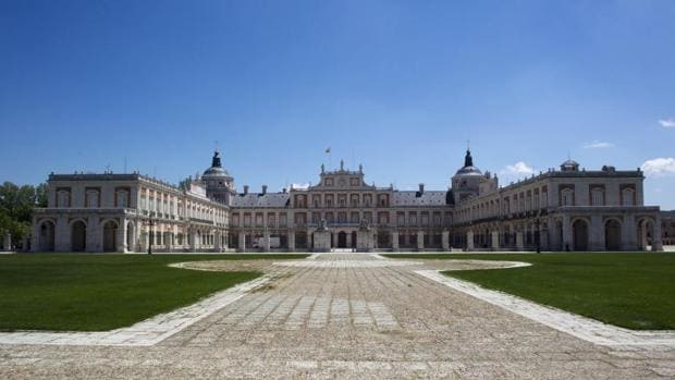Palacio Real de Aranjuez desde la plaza Elíptica