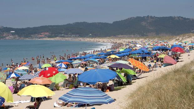 Playa de A Lanzada a rebosar durante el fin de semana