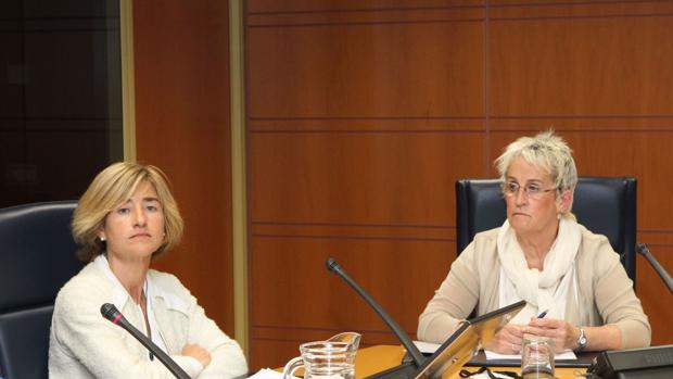 Pilar Zabala, candidata a lendakari de Podemos, junto a Asun Lasa