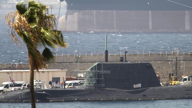 El submarino «HMS Ambush» atracado en el puerto de Gibraltar