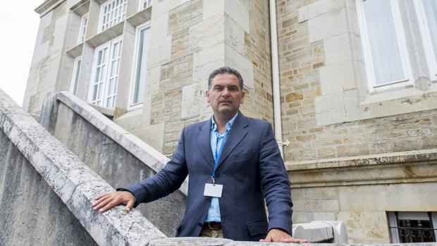 El profesor de Psicología social, Luis de la Corte, en un curso en Santander