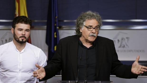 Gabriel Rufián y Joan Tardà, en el Congreso