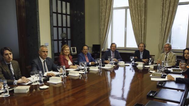 Reunión de la Mesa del Senado