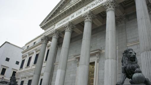 La entrada de los leonos del Congreso