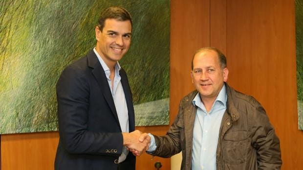 El secretario general Pedro Sánchez se reunió en Ferraz hace meses con el candidato Fernández Leiceaga