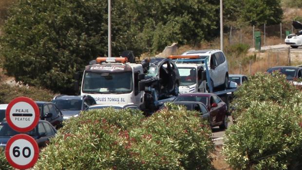 Imagen de los coches implicados en el accidente donde hoy dos adultos