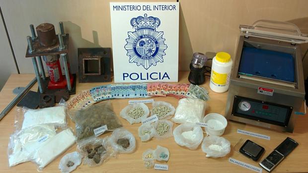 Imagen de las drogas incautadas por la Policía Nacional