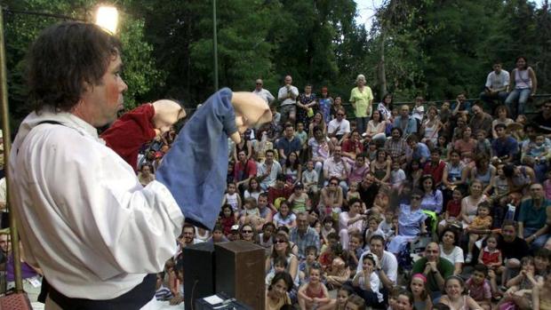 «Flox, la caja y las nubes», títeres para niños en El Retiro