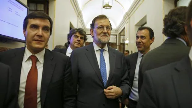 Mariano Rajoy, a la salida del Congreso tras su discurso de investidura