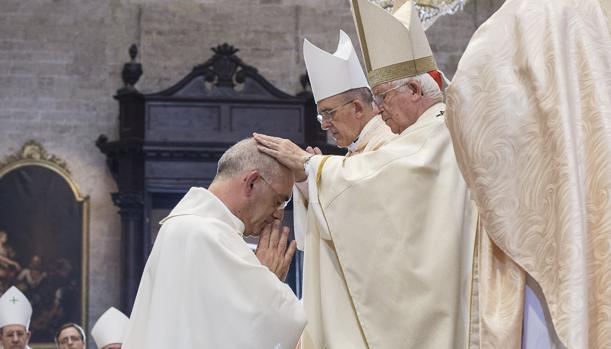 El cardenal Cañizares ordena a Arturo Ros como obispo auxiliar de Valencia