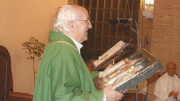 En su misa de despedida estuvo acompañado por 30 sacerdotes y el arzobispo Braulio Rodríguez