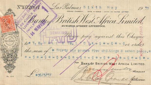 Un cheque en inglés de la sucursal en Las Palmas del British West Africa