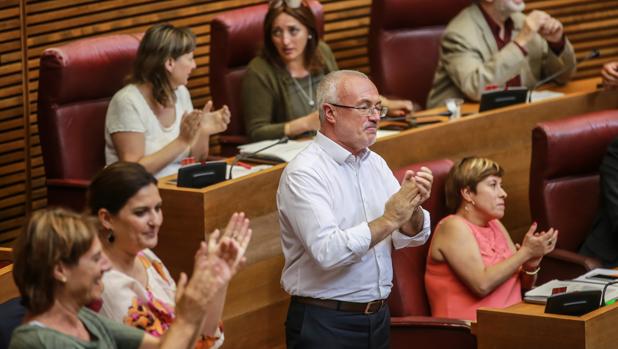 Antonio Montiel, en las Cortes Valencianas