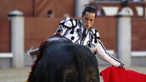 Miguel Abellán es uno de los componentes de la terna que actuará en la plaza de toros portátil de Talavera