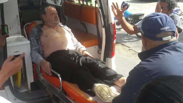 Iñaki Bilbao, momentos después de ser tiroteado por dos sicarios en Santo Domingo