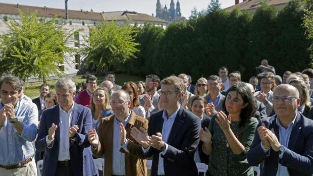 Núñez Feijóo durante la junta directiva del PPdeG celebrada ayer en Compostela