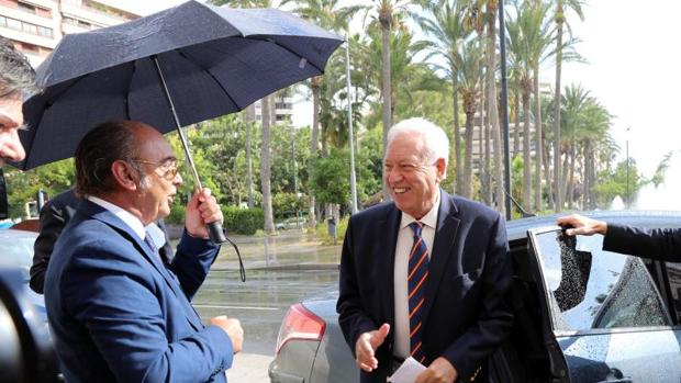 El Gobierno negociará con el Reino Unido que pague los gastos médicos de sus residentes en España