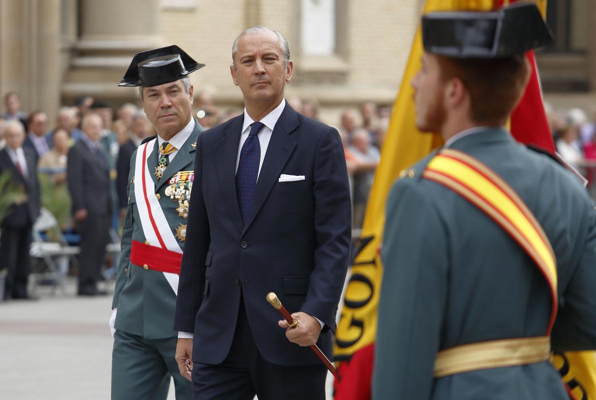 Arsenio Fernández de Mesa, en Zaragoza, durante la celebración de la patrona de la Guardia Civil