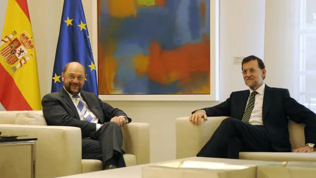 Martin Schultz y Mariano Rajoy, durante la reunión que mantuvieron en 2012 en La Moncloa