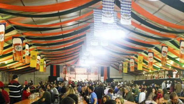 Imagen de archivo de una edición de la Fiesta de la Cerveza de Zaragoza