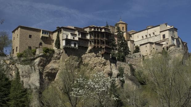 Vista panorámica de las Casas Colgadas de Cuenca