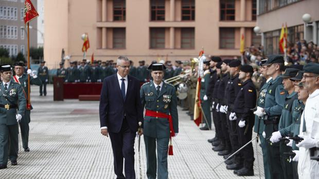 El delegado del Gobierno, Santiago Villaueva, en el acto delebrado ayer en La Coruña