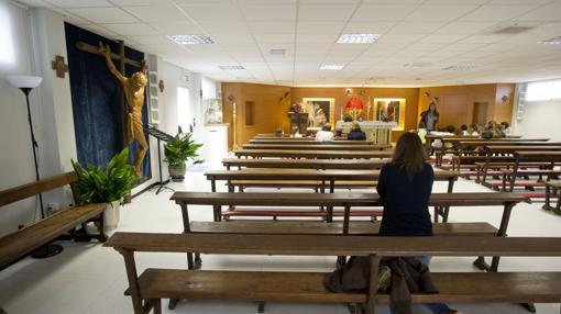 Interior de la parroquia Beato Manuel González