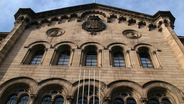 Fachada del edificio histórico de la Universidad de Barcelona