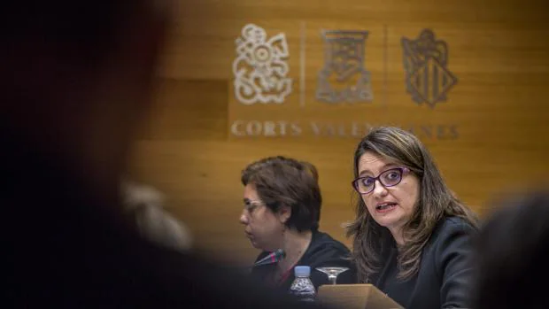 Mónica Oltra, ayer, durante su comparecencia en la comisión