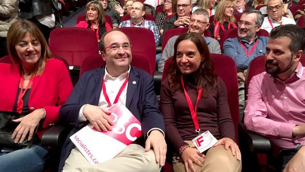 El secretario general del PSOE en Castilla y León, Luis Tudancia (D), asiste a la clausura del XIII Congreso del PSC, en Barcelona