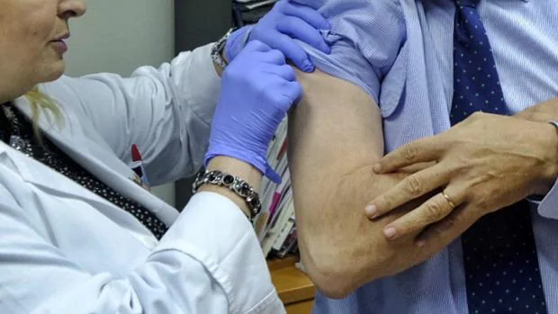 Aragón tiene todavia disponibles 120.000 dosis de la vacuna antigripal de esta campaña