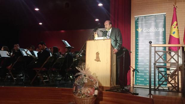 El vicepresidente regional, Martínez Guijarro, durante su intervención en el acto con motivo de Santa Cecilia en Mota del Cuervo