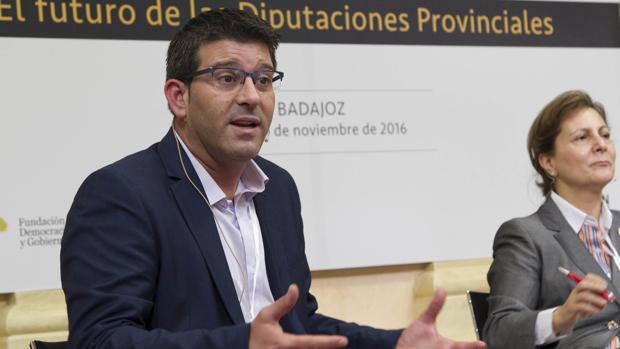 Imagen de Jorge Rodríguez durante su intervención en la cumbre de Badajoz